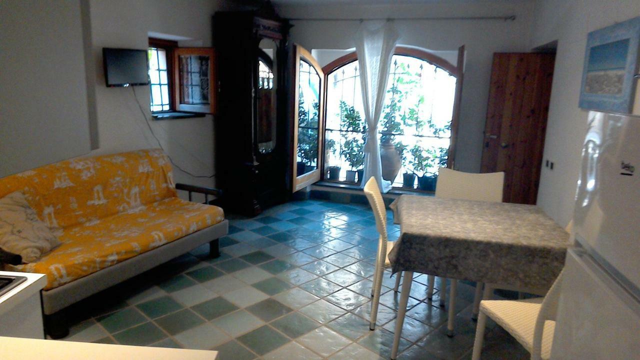 Appartamento Le Stanze di Mamma Pia Casal Velino Esterno foto