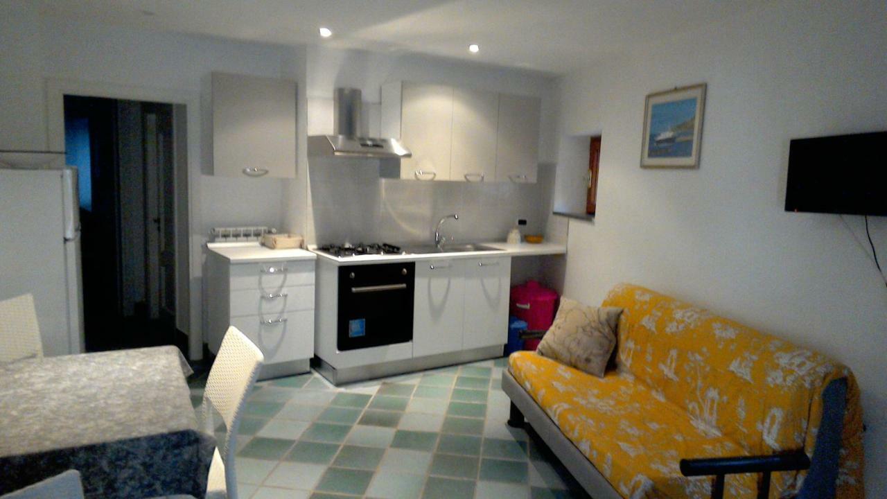 Appartamento Le Stanze di Mamma Pia Casal Velino Esterno foto